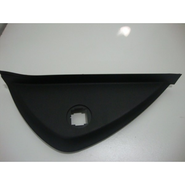 Acabamento Painel Lado Direito Gm Tracker 2015-usado