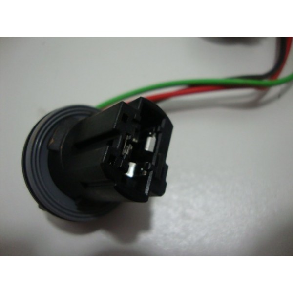 Chicote Da Lanterna Traseira Direita Gm Tracker 2015 Direito Vermelho