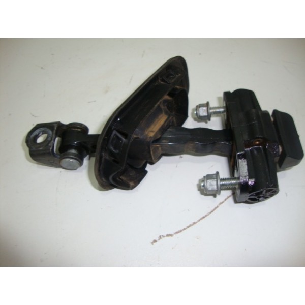 Limitador Porta Traseira Direita Ford Focus 2015-usado