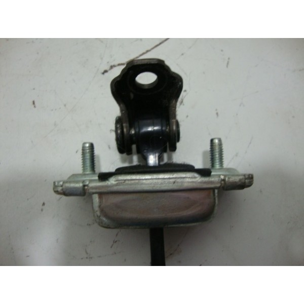 Limitador Porta Dianteira Esquerda Gm Spin 2015-usado