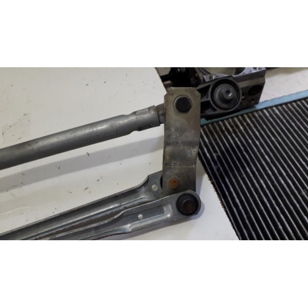 Galhada C/ Motor Limpador Dianteiro Ford Focus 2011