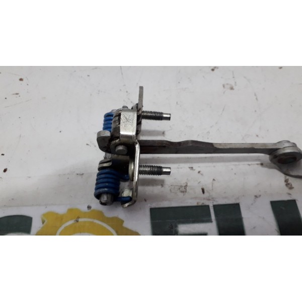 Limitador Porta Traseira Direita Renault Duster 2013