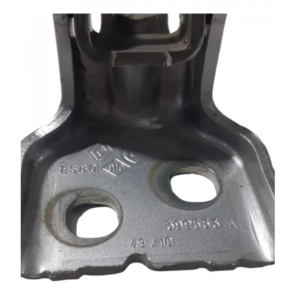Dobradiça Porta T/direita Renault Sandero 10/11 (cima)
