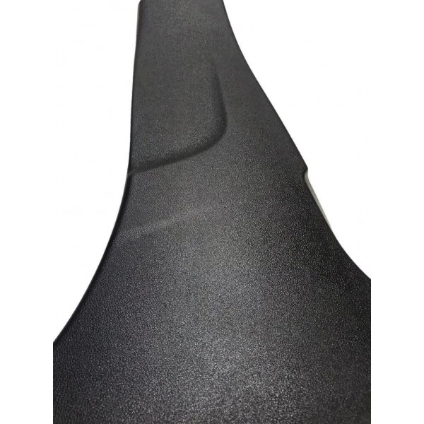 Moldura Inf. Coluna Central Dir. Onix Prisma 13/19 52088979