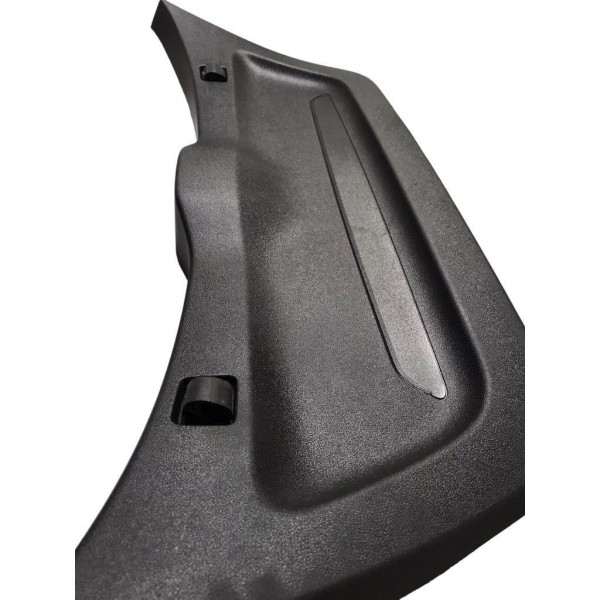 Moldura Int Tampa Traseira Onix 2012/16 Original Gm 94749965 Original Foto
