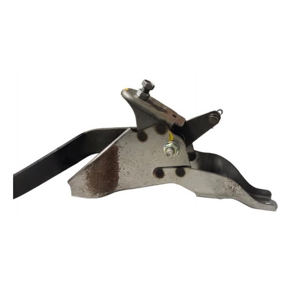 Pedal Embreagem Toyota Etios Sedan 1.5  2013 A 2018
