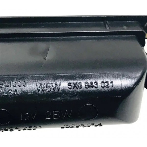Luz De Placa Vw Gol/saveiro/parati/golf/foxg4/g5/g6/g7 02/11