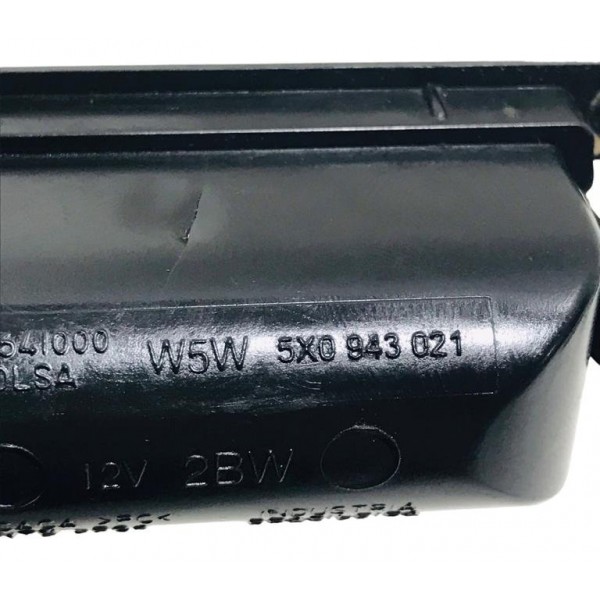 Luz De Placa Vw Gol/saveiro/golf/foxg4/g5/g6/g7 2002/11