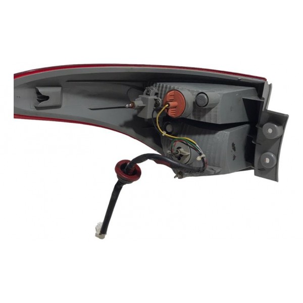 Lanterna Trasei/direi Carroceria Hyundai Hb20 2013/15