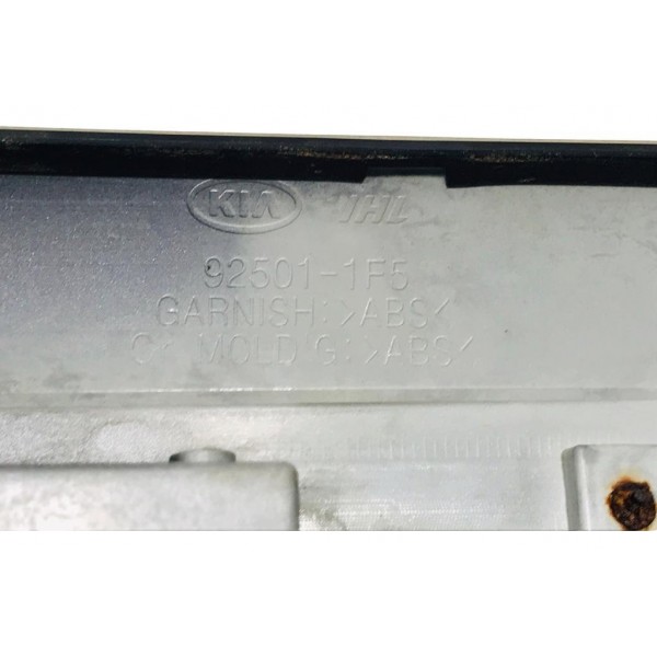 Moldura Placa Aplique Kia Sportage 2005/2010 925011f5