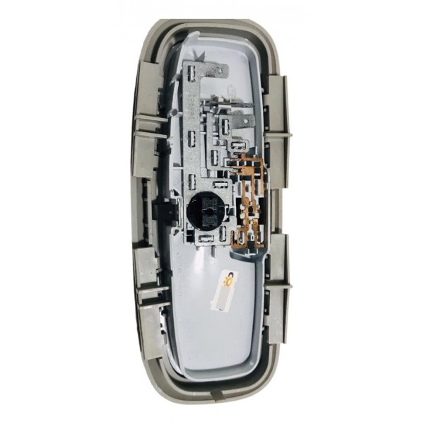 Luz Cortesia Ford Focus 2011 -usado