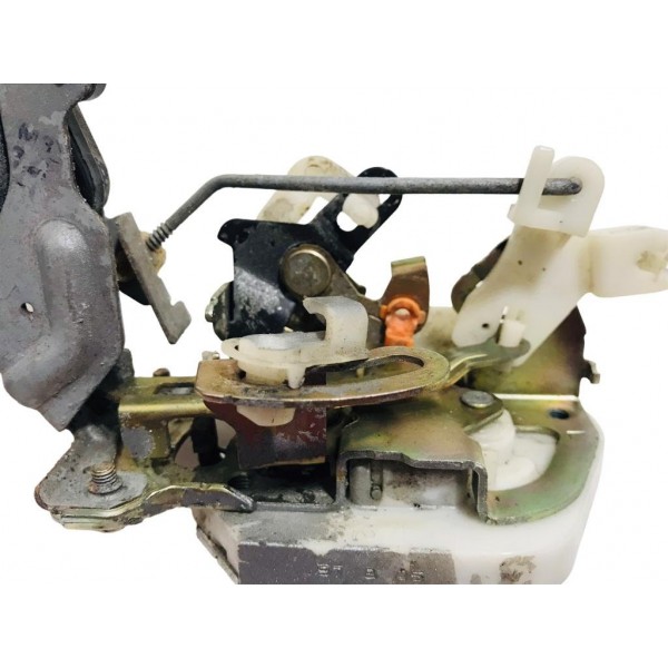 Fechadura Porta Traseira Esquerda Mitsubishi Galant 1997/99