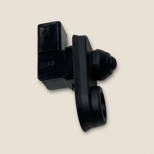 Interruptor Porta Iluminação L200 New Triton 2021 (4392)