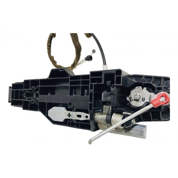 Maçaneta Externa Porta D.esquerda Nissan Versa 2015 Usada