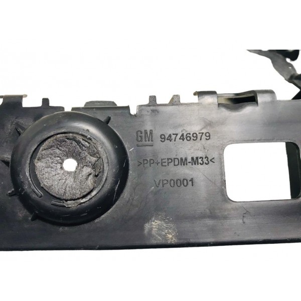 Guia Para Choque Traseiro Direito Gm Prisma 13/16 94746979