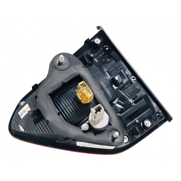 Lanterna Tampa Traseira Lado Esquerdo Vw Fox 2015/2019
