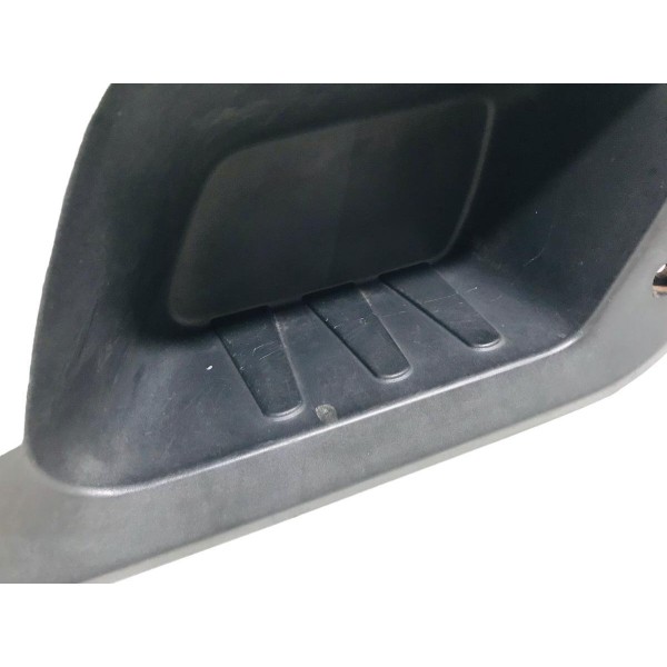 Pisante Estribo Esquerdo Gm Montana 1.4 2012