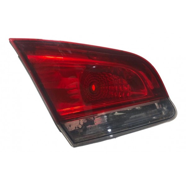 Lanterna Tampa Tras. Esquerda Fiat Siena 2010 C/detalhe Vermelho