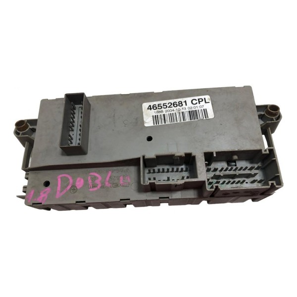 Caixa Fusíveis Fiat Doblo 1.6 16v 2004