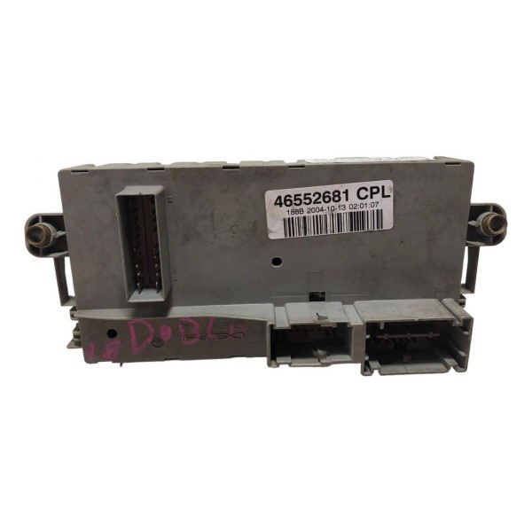 Caixa Fusíveis Fiat Doblo 1.6 16v 2004