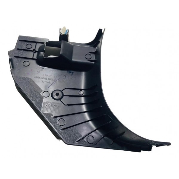 Acabamento Coluna Lado Esquerdo Mitsubishi L200 2.4 2021