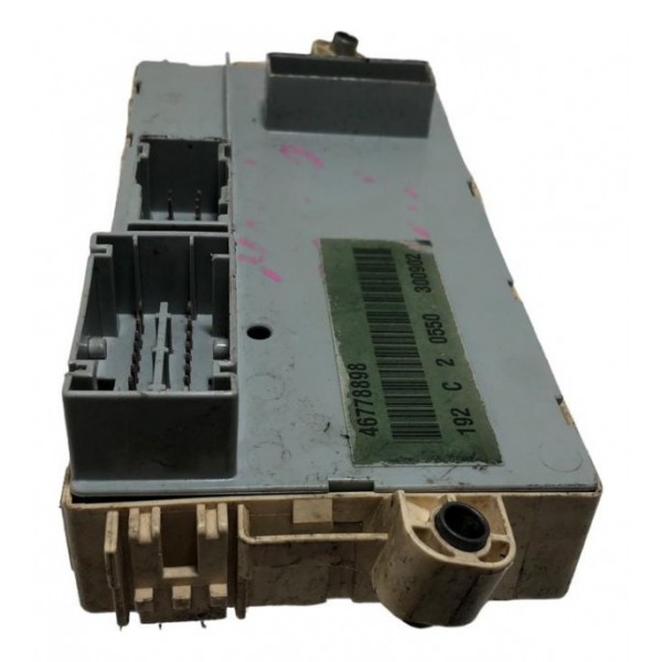 Caixa Fusiveis Interna Fiat Stilo 1.8 8v 2006