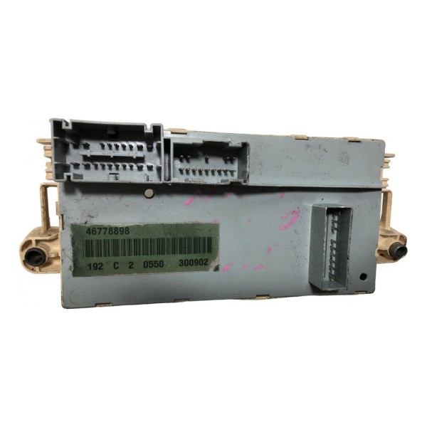 Caixa Fusiveis Interna Fiat Stilo 1.8 8v 2006