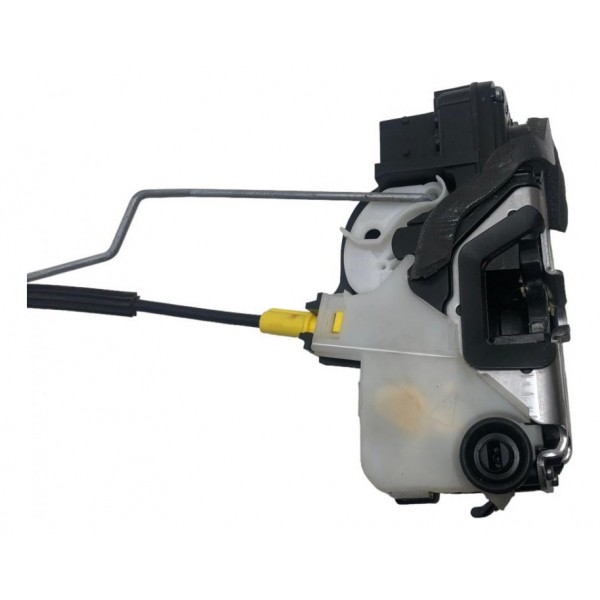 Fechadura Porta Traseira Direita Chevrolet Tracker 2015