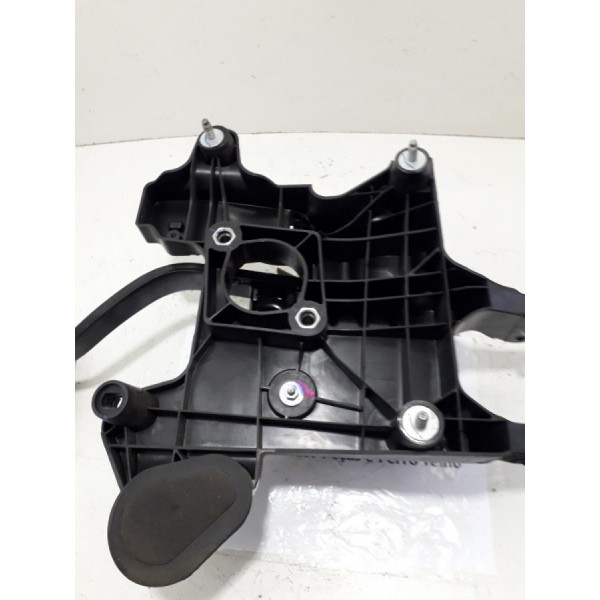 Pedaleira Chevrolet Tracker 1.8 Automatica 2016