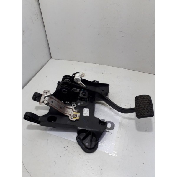 Pedaleira Chevrolet Tracker 1.8 Automatica 2016