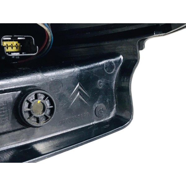 Lanterna Traseira Esquerda Citroën Aircross 2017 Com Detalhe