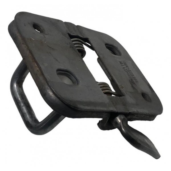 Fechadura Batente Do Capô Volkswagen Gol Voyage 1.0 3cc 2018