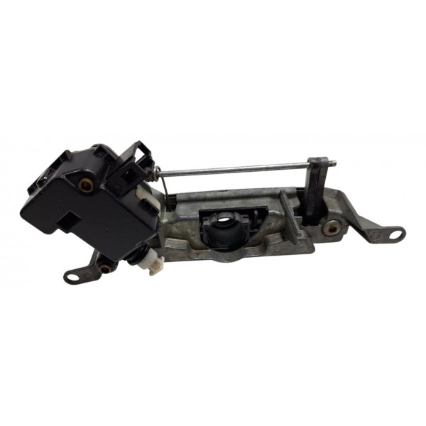 Maçaneta Externa Elétrica Porta Malas S/ Chave Vw Golf 2007