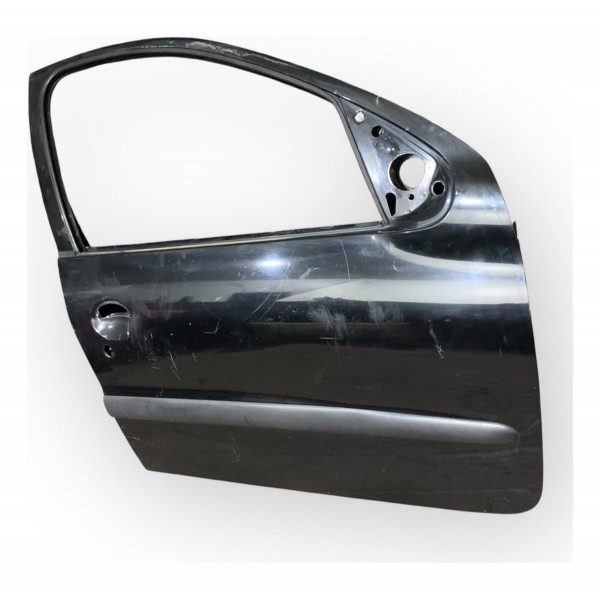 Porta Dianteira Direita Peugeot 206 207 C/riscos