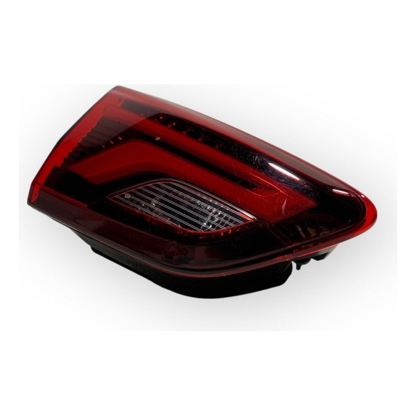 Lanterna Tampa Traseira Esquerda Chevrolet Onix Plus 2024