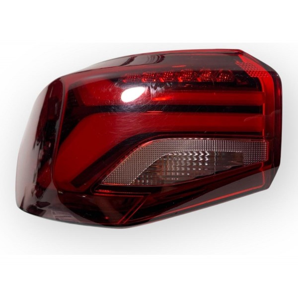 Lanterna Led Traseira Esquerda Chevrolet Onix Plus 2020/2024 Vermelho Vermelho