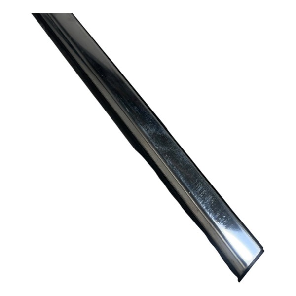 Pestana Externa Dianteira Direita Onix Plus Premier 2024