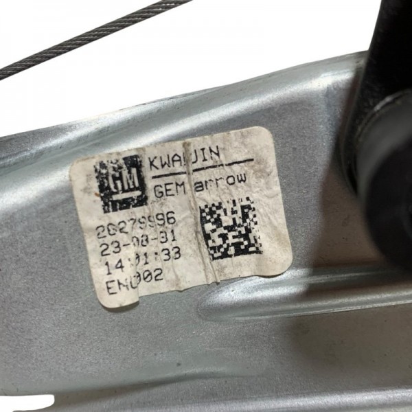 Maquina De Vidro Traseira Esquerda Onix Plus 2024