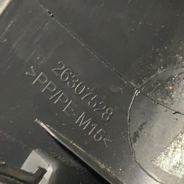 Moldura Interna Retrovisor Direito Onix Plus Turbo