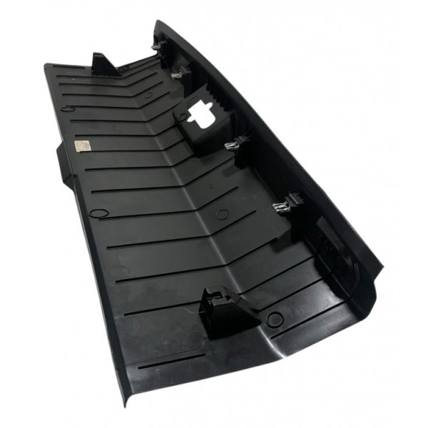 Acabamento Porta Mala Gm Onix Plus 2020 2024