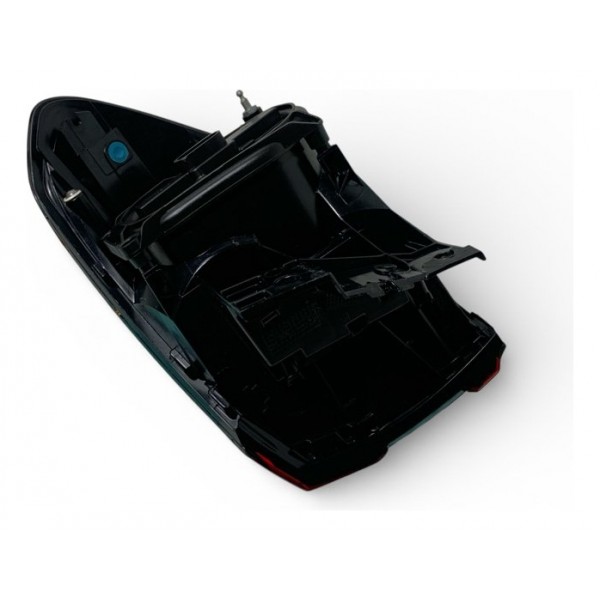 Lanterna Traseira Esquerda Fiat Argo 2019 (detalhe)