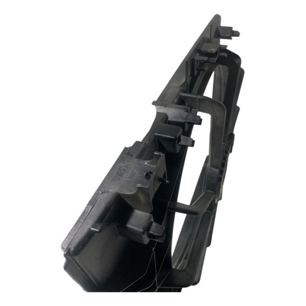 Defletor Ventoinha Radiador March Versa 2015/2021 (detalhe)