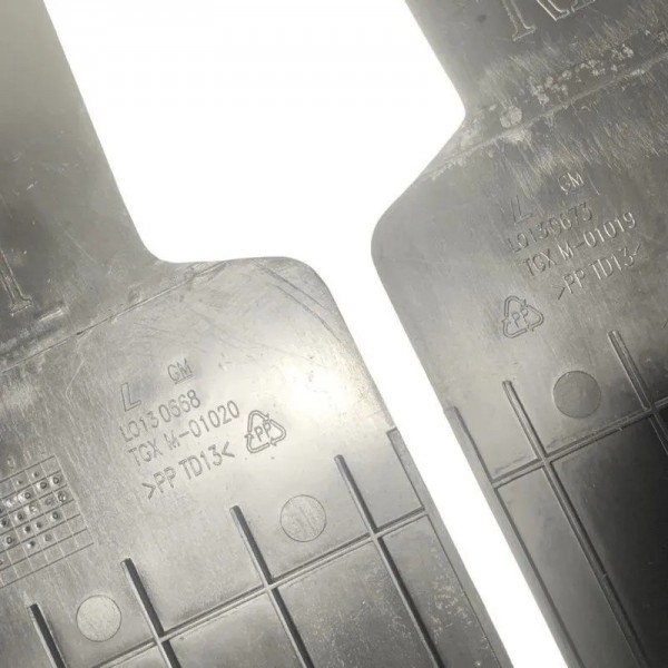 Par Acabamento Banco Dianteiro Esquerdo Gm Captiva 2008/2013