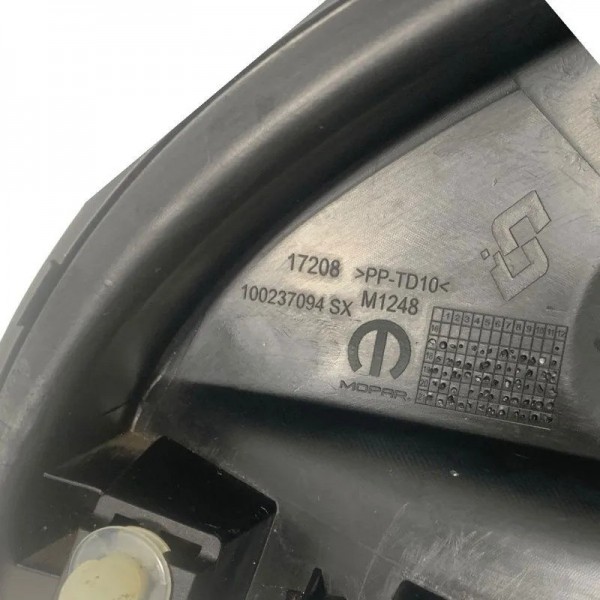 Moldura Acabamento Retrovisor L/e Fiat Argo Cronos 2017/2021