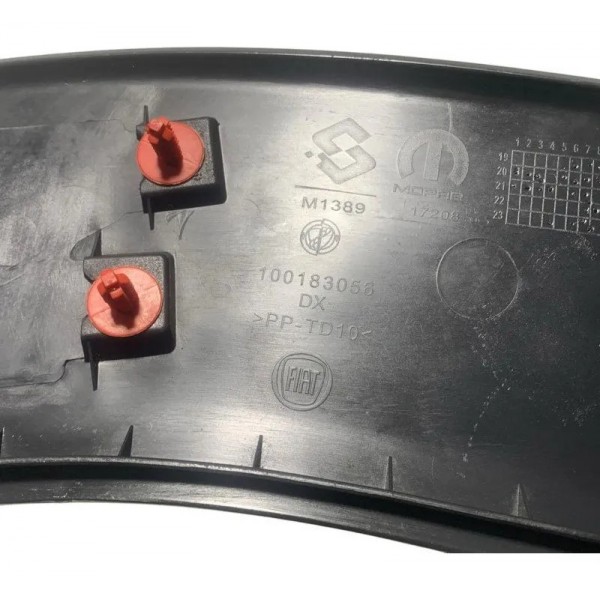 Moldura Porta Traseira Direita Fiat Uno Way 2015/2021