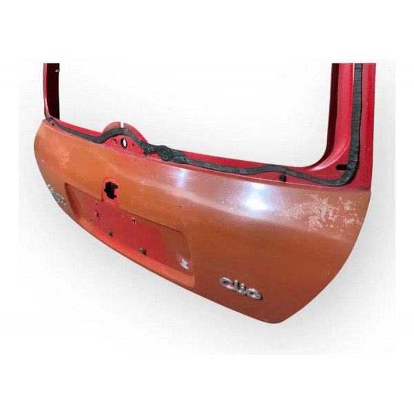 Tampa Traseira Renault Clio 2001 C/detalhes